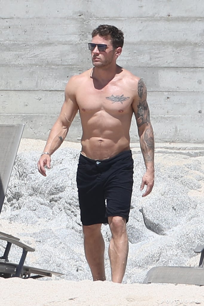 Shirtless Ryan Phillippe in Mexico Pictures 2018 Shirtless Ryan Phillippe in Mexico Pictures 2018