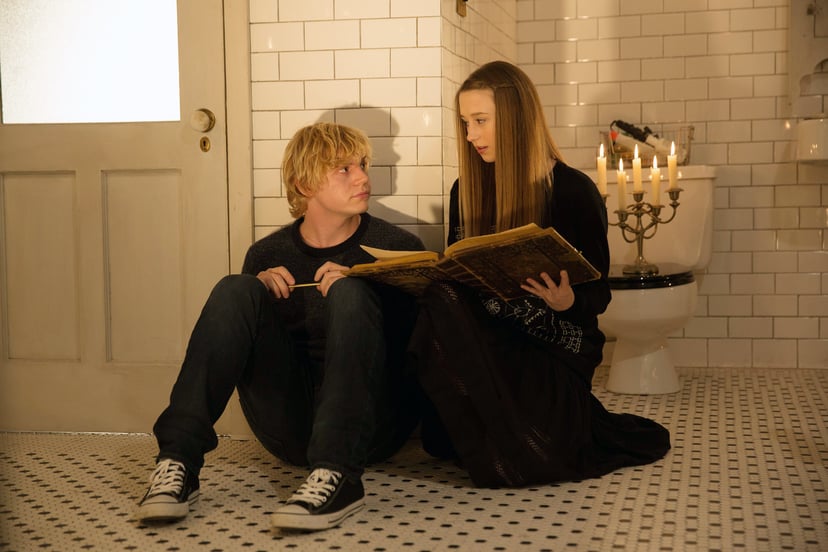 AMERICAN HORROR STORY: COVEN, l-r: Evan Peters, Taissa Farmiga in 'Protect The Coven' (Season 3, Episode 11, aired January 15, 2014). ph: Michele K. Short/FX/courtesy Everett Collection