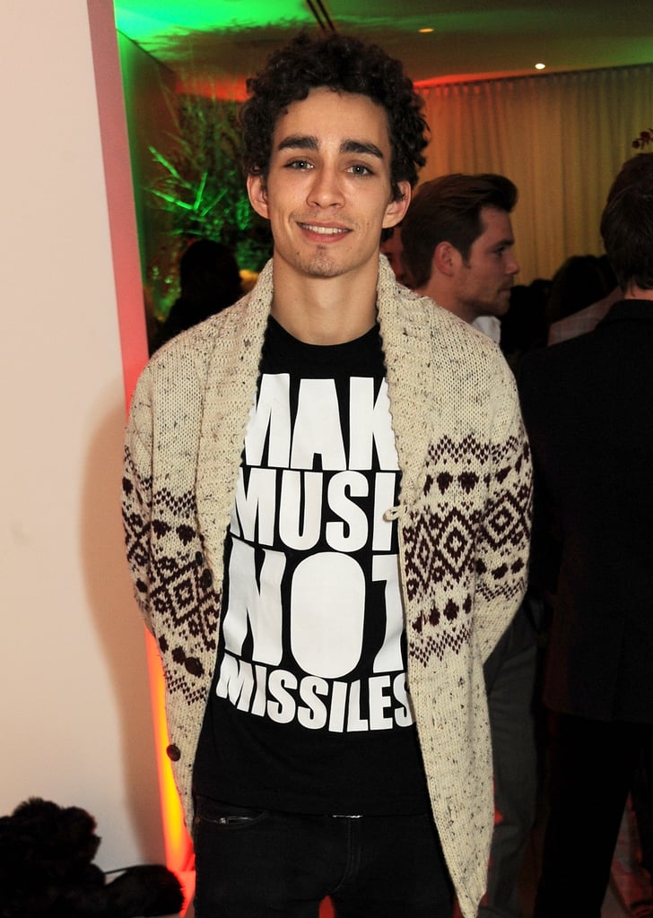 See The Umbrella Academy's Robert Sheehan's Hottest Photos