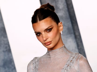 Emily Ratajkowski's Cockroach Nails on HommeGirls Cover | POPSUGAR Beauty