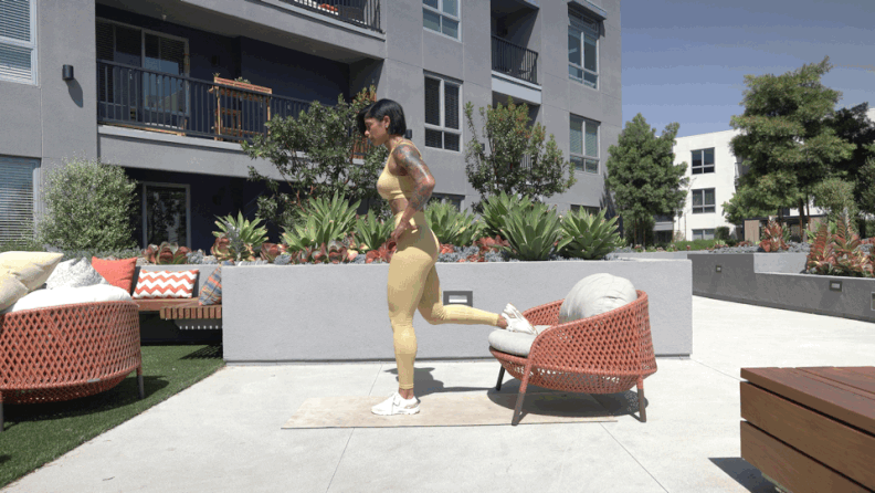 Circuit 3, Exercise 1: Bulgarian Split Squat