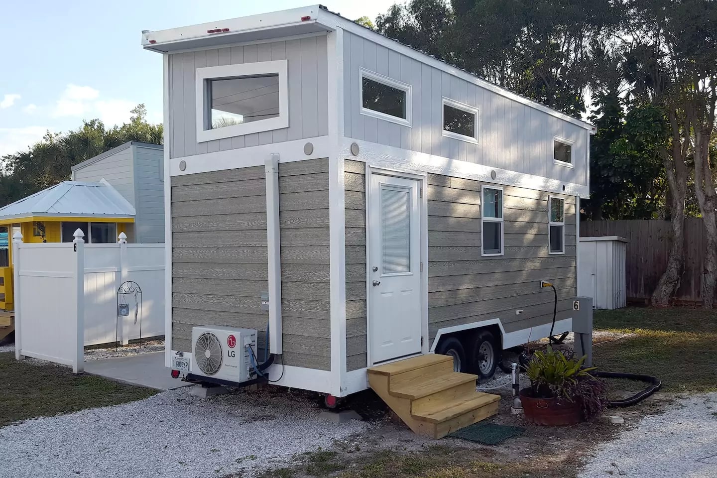 Sarasota, FL