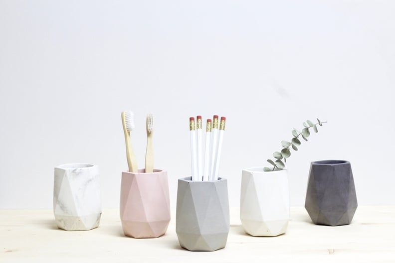 Designergifts.co - Designer inspired makeup brush holders these