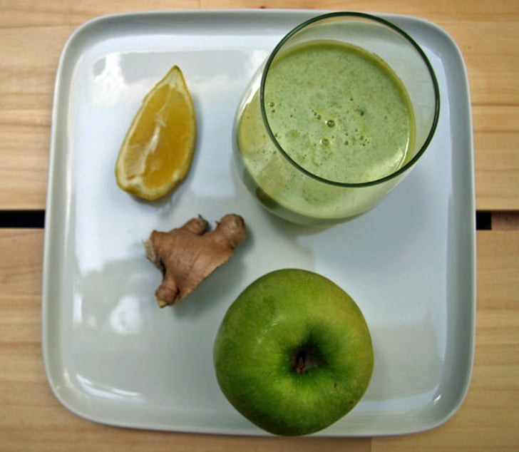 Detoxifying Apple Ginger Juice