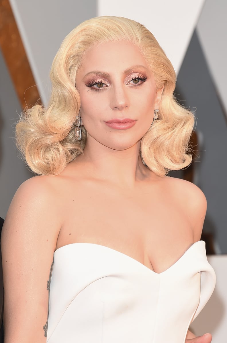 Lady Gaga's Hair at the 2016 Oscars