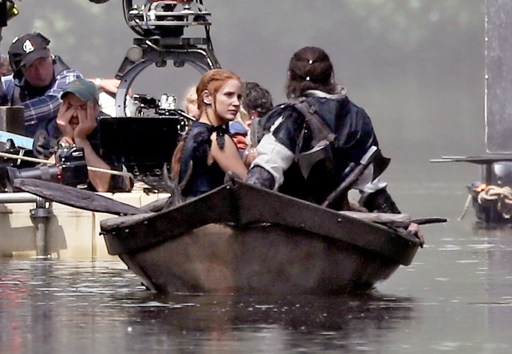 We're not above staring at the back of Hemsworth's head. And yes, that's costar Jessica Chastain.