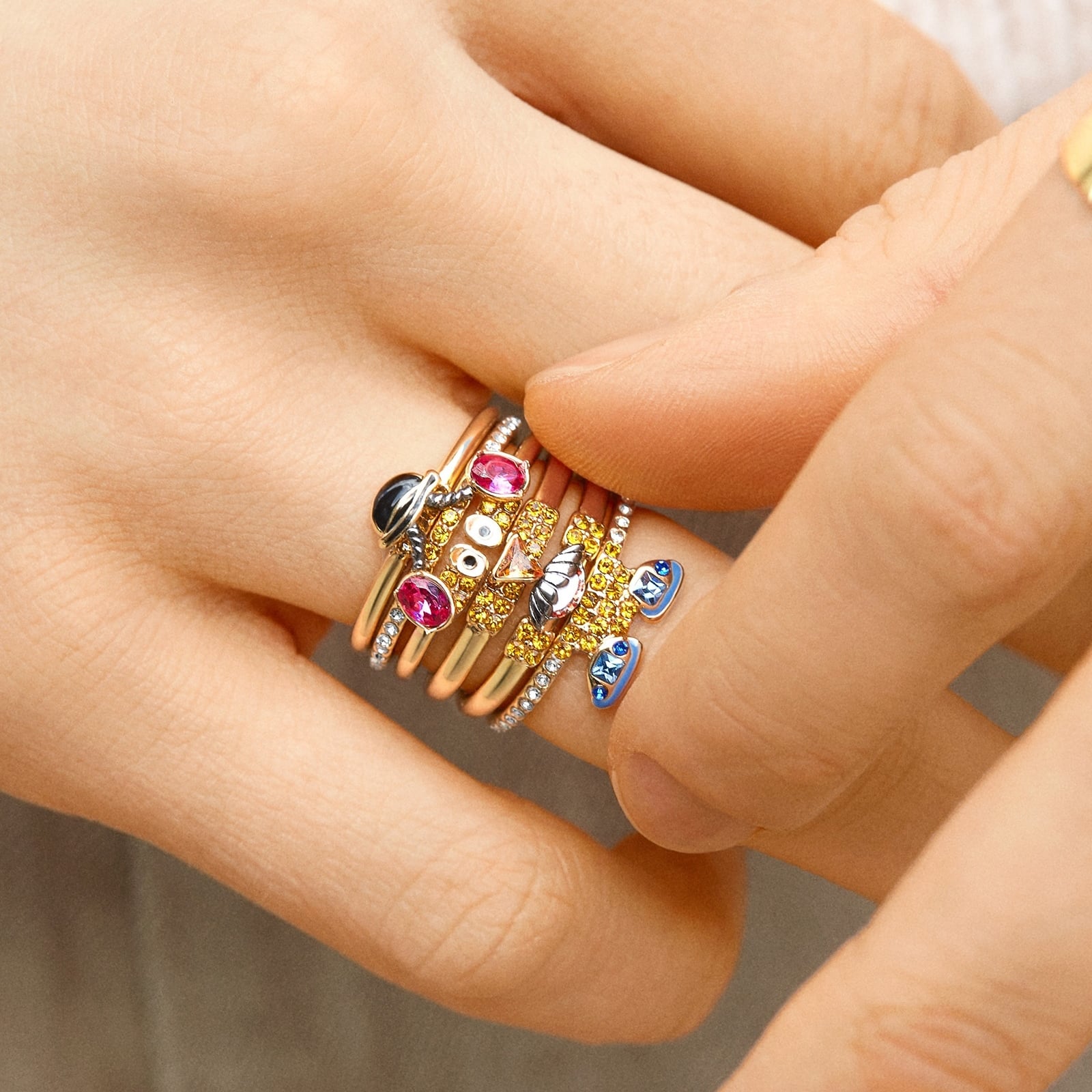 Slinky hot sale dog bracelet