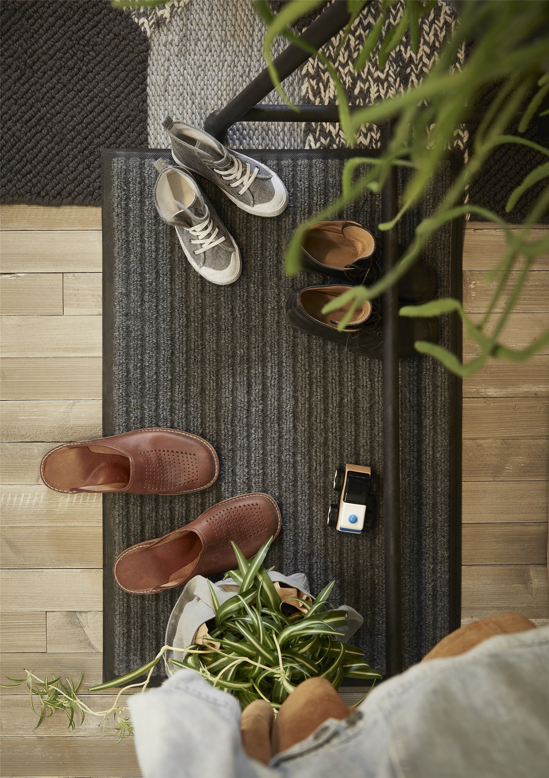 ikea flip flops