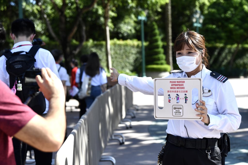 Pictures of Hong Kong Disneyland Reopening Amid Coronavirus