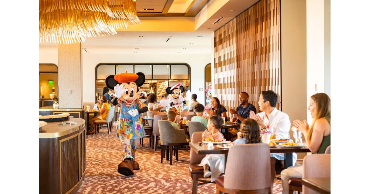 Make Reservations For a Sit-Down Meal | How to Stay Cool in a Theme