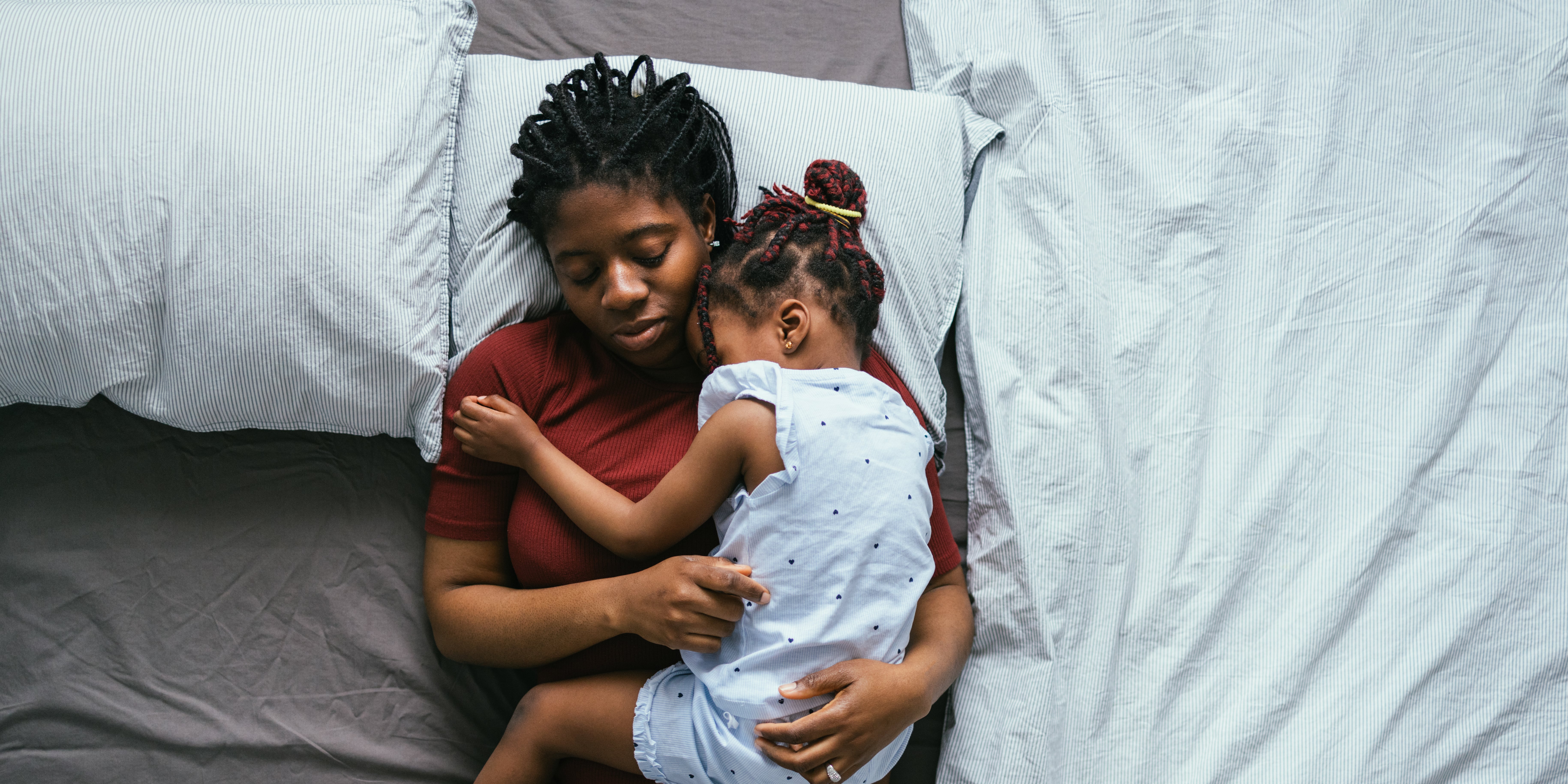 When Should Kids Stop Sleeping With Their Parents? - Vimarsana News