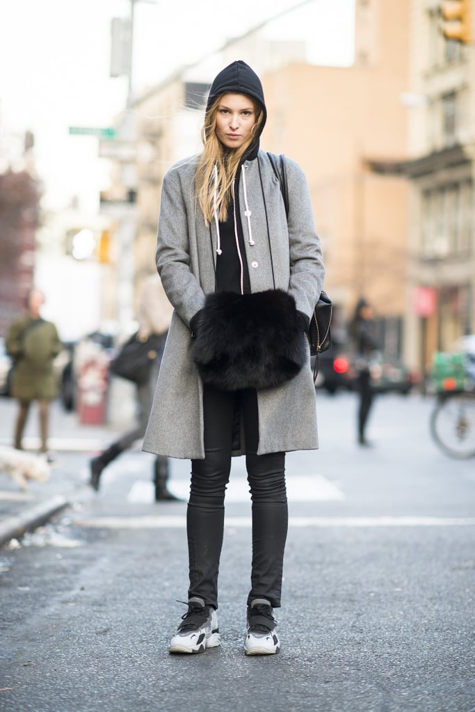 A luxe muff does more than provide warmth.
Source: Le 21ème | Adam Katz Sinding