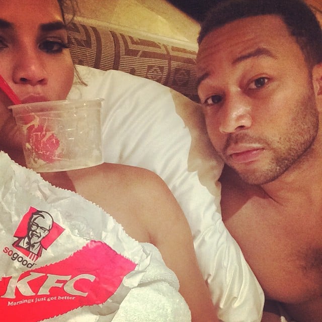 Chrissy Teigen shared her love for KFC in the cutest way possible.
Source: Instagram user chrissyteigen