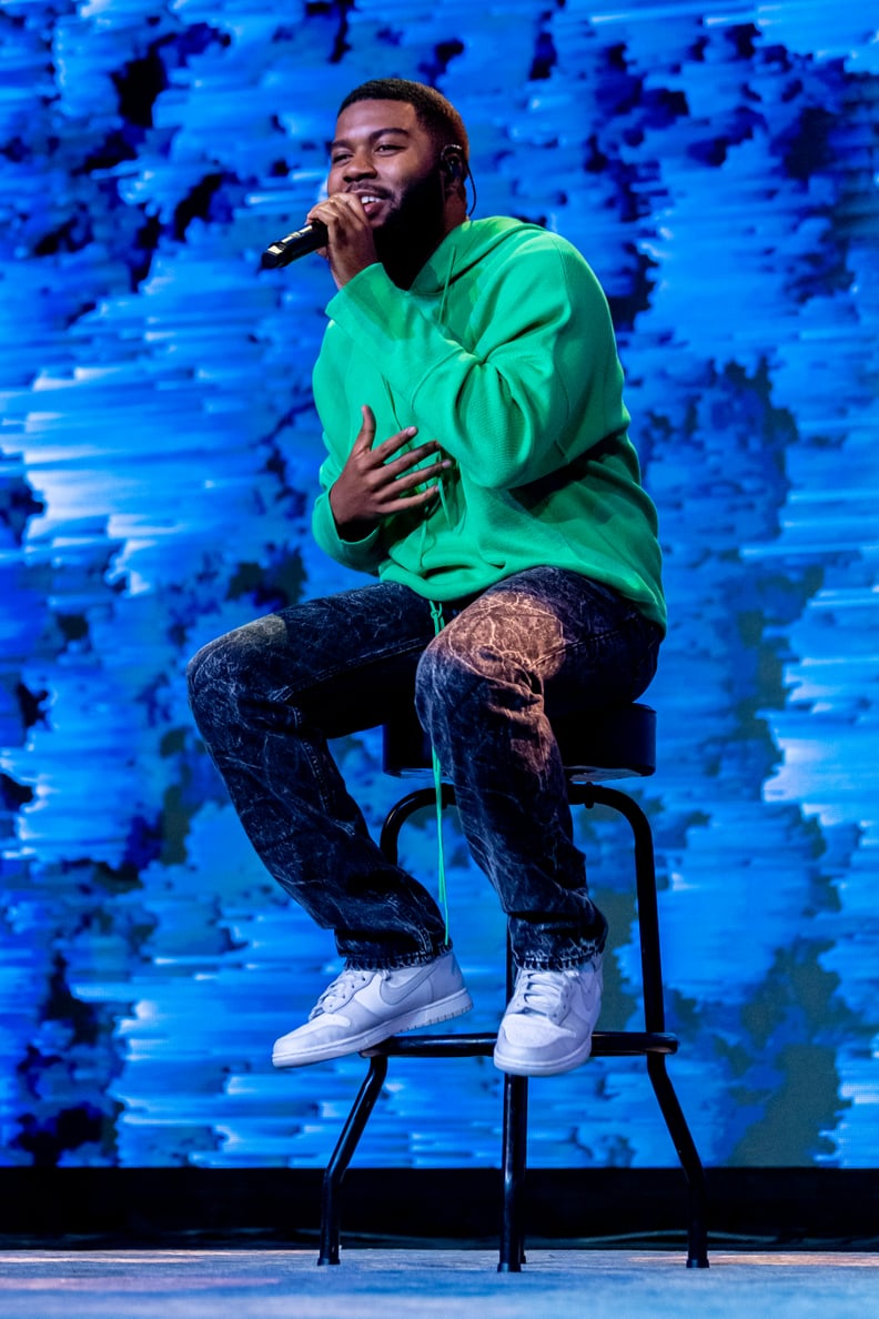 NEW YORK, NEW YORK - OCTOBER 06: Khalid performs during the 2021 Black Entrepreneurs Day at The Apollo Theater on October 06, 2021 in New York City. (Photo by Roy Rochlin/Getty Images)