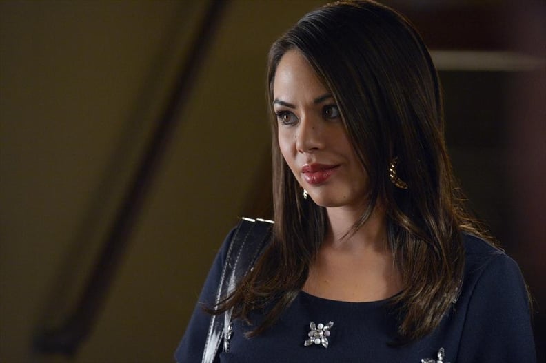 Mona Vanderwaal (Janel Parrish)