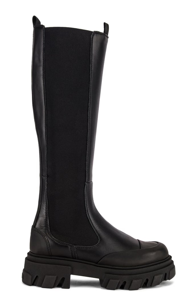 How to Wear Chelsea Boots