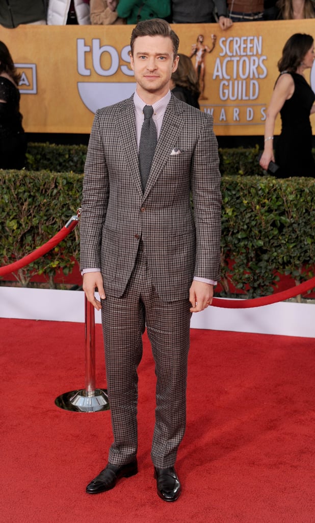 Looking sharp in Tom Ford's plaid, the actor arrived for the 19th annual Screen Actors Guild Awards.
