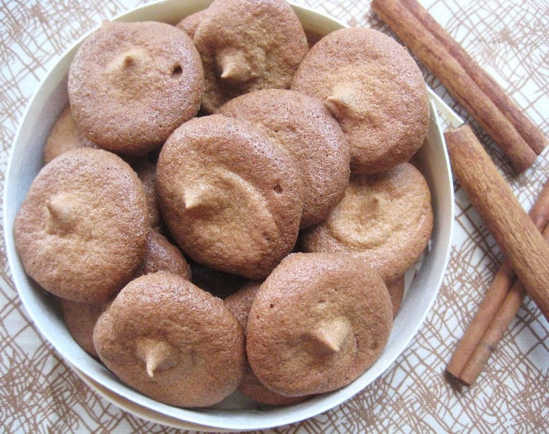 Chai-Spiced Merengues