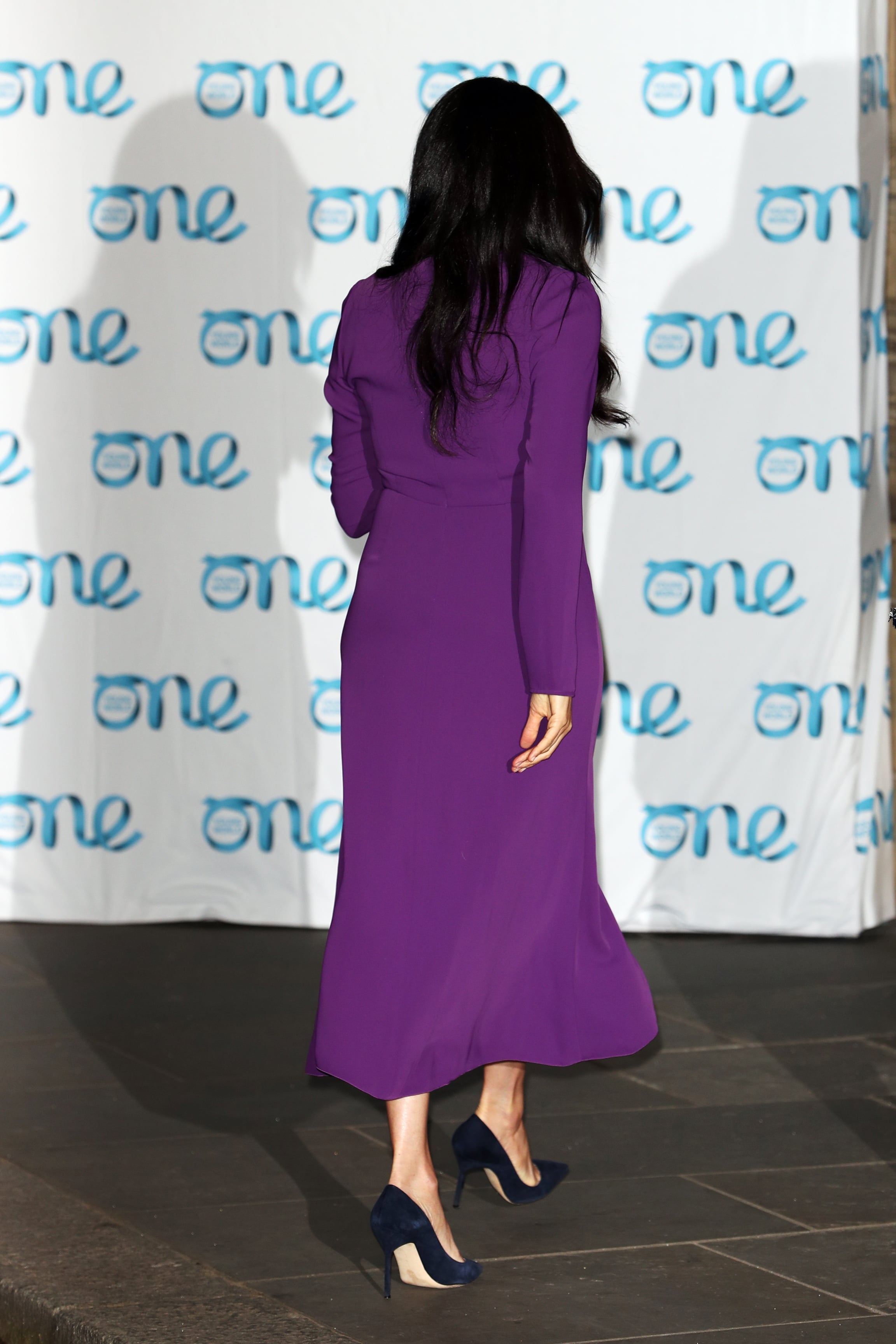 meghan markle purple aritzia dress Meghan Markle Rewore $49 Aritzia Dress From Pregnancy