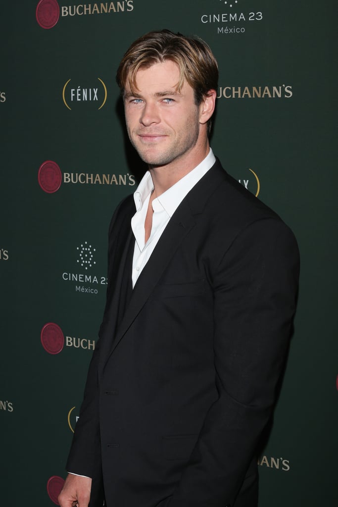 Chris Hemsworth in Mexico City October 2015 | Pictures