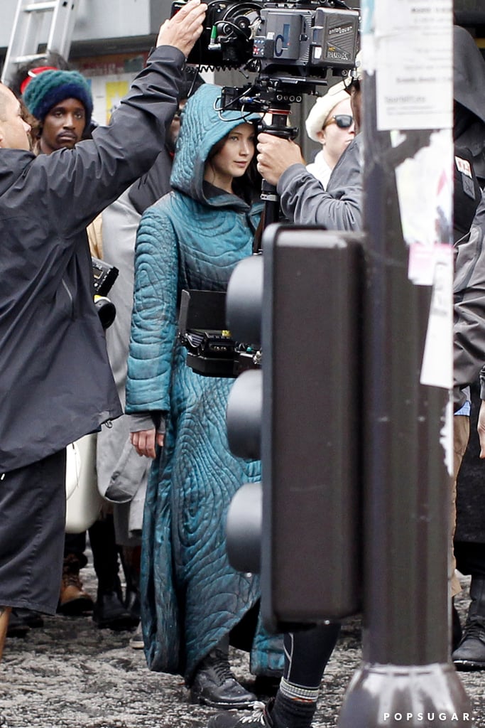 Jennifer got ready to film a scene in Paris.