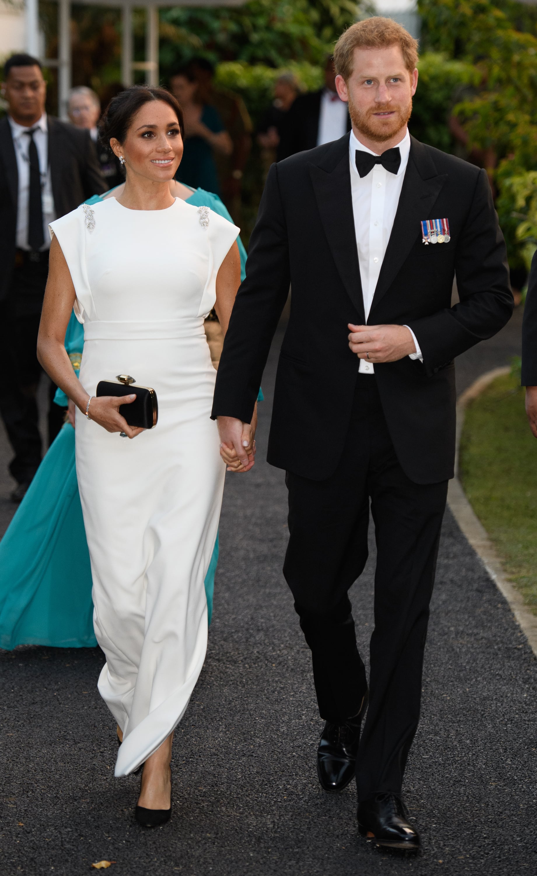 Fashion Shopping Style Want A Wedding Dress Under 1k Meghan Markle S White Gown Is Fair Game Popsugar Fashion Photo 24