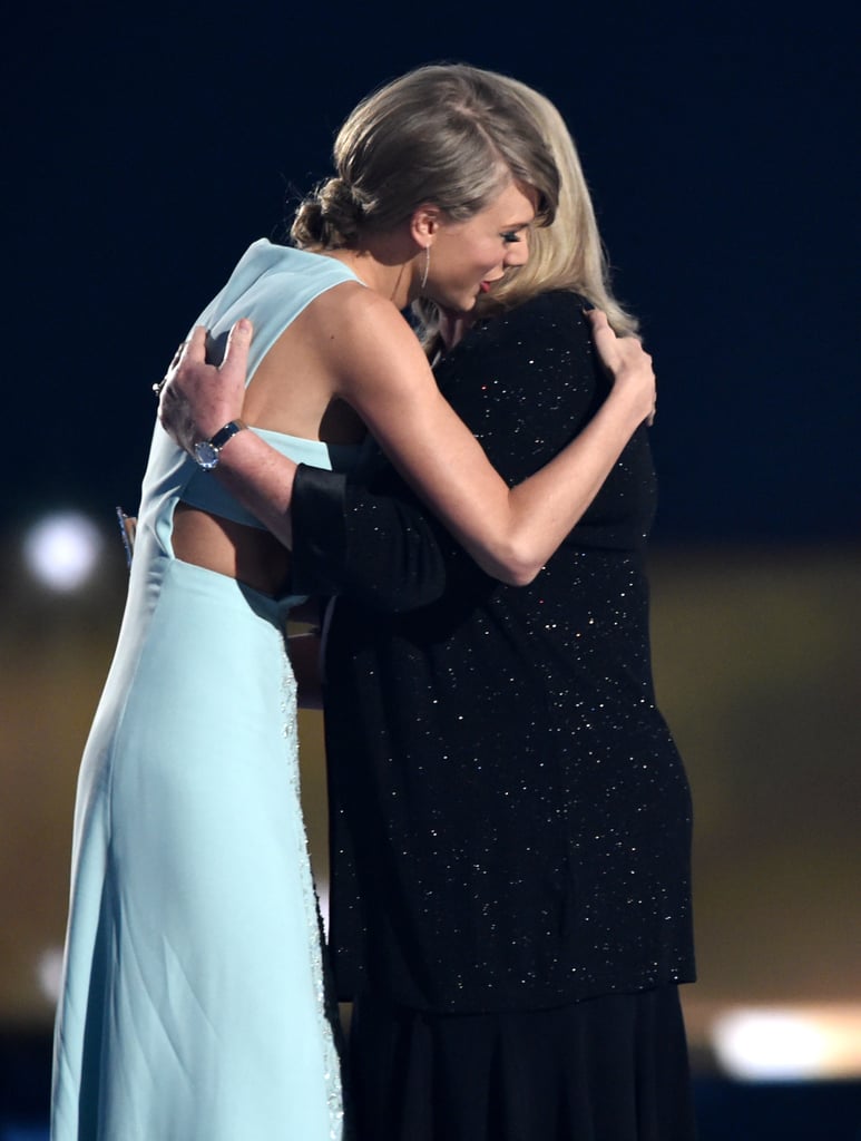 Taylor Swift With Her Mom at the ACM Awards 2015