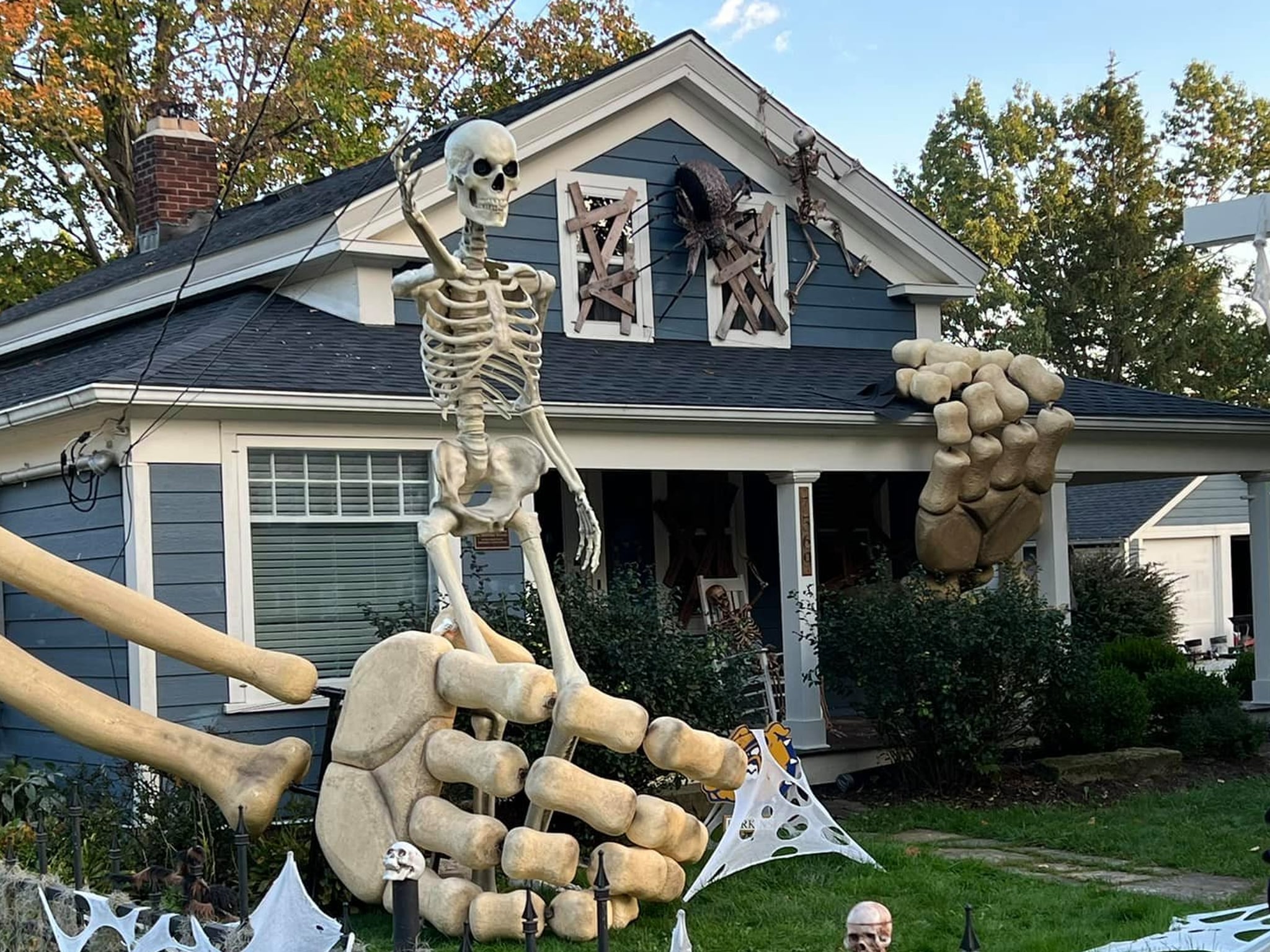 This Man's Larger-Than-Life Skeleton Display Is Going Viral | POPSUGAR ...