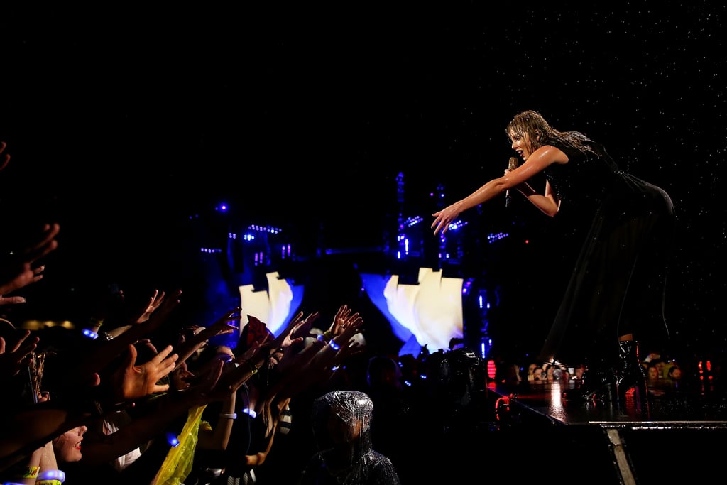 Taylor Swift Sydney Concert in the Rain November 2018