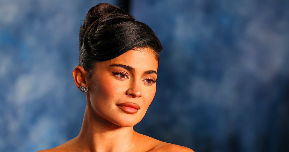 Yes, Those are Kylie Jenner’s Nails Glowing in the Dark