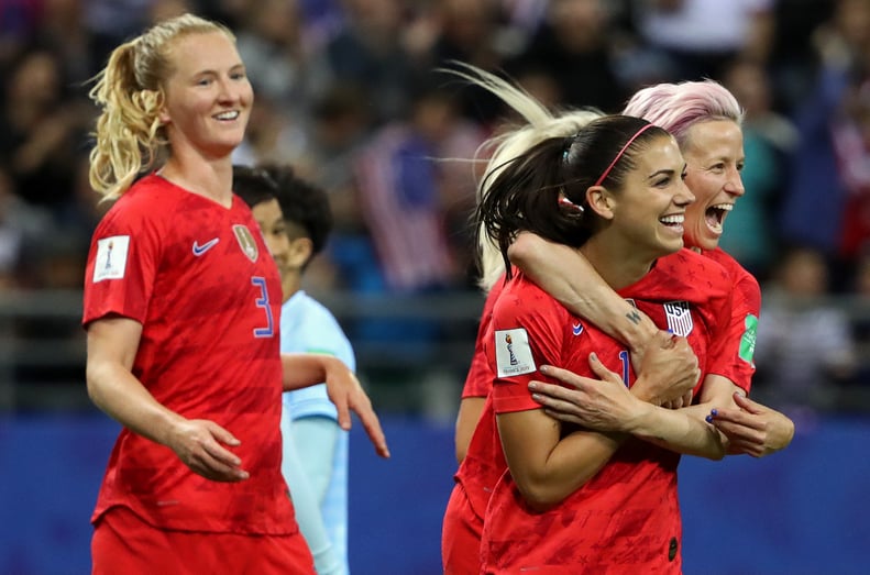 REIMS, FRANCE - JUNE 11: Alex Morgan of the USA celebrates with teammates after scoring her team's fifth goal during the 2019 FIFA Women's World Cup France group F match between USA and Thailand at Stade Auguste Delaune on June 11, 2019 in Reims, France. 