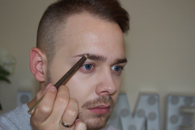 Step 4: Eyebrows