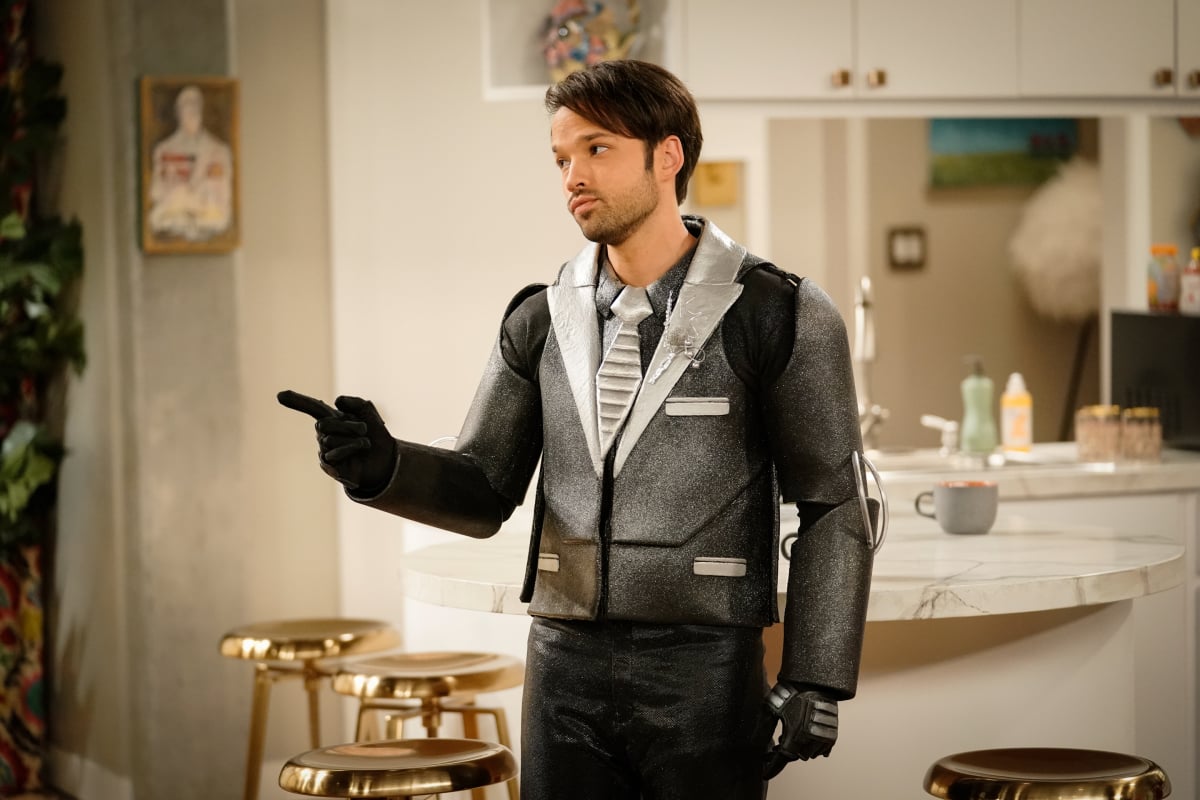 Nathan Kress Talks iCarly, Growing Up, and More | PS Celebrity, image size:1200x800