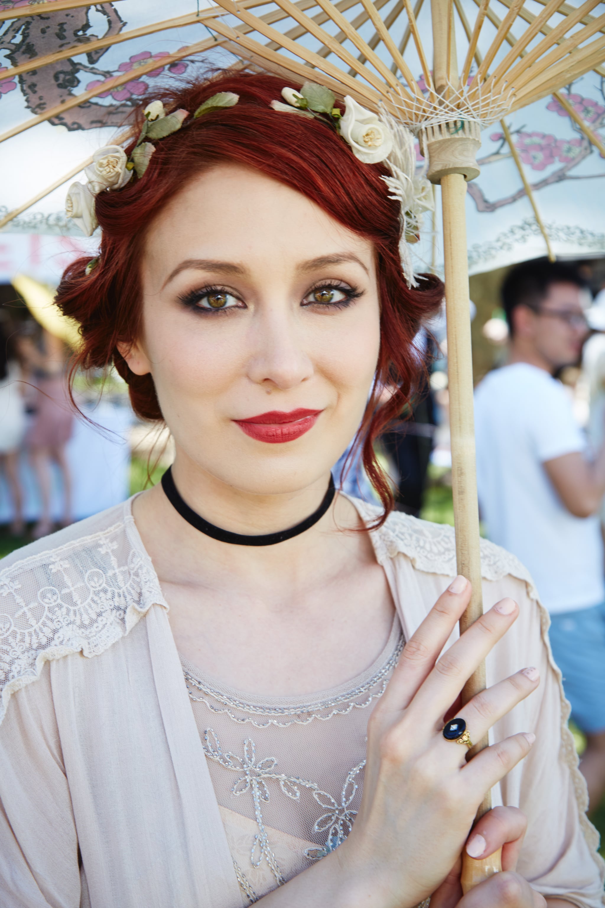 1920 flapper makeup and hair