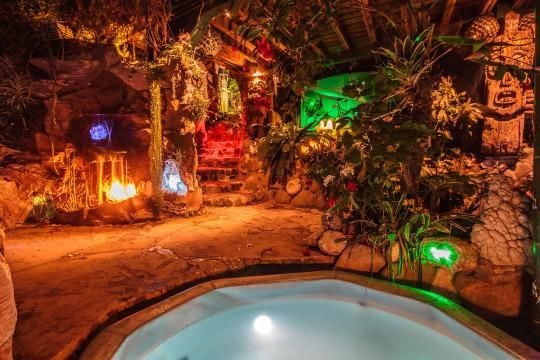 <a href="https://www.airbnb.com/rooms/507927">Pirates of the Caribbean Getaway: Topanga Canyon, CA</a>