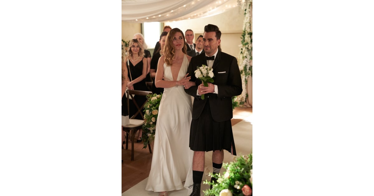 alexis-rose-wedding-dress-from-schitt-s-creek-series-finale-popsugar-fashion-photo-2