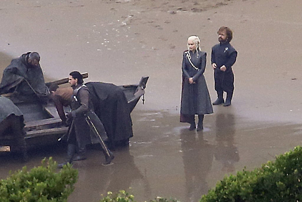 Jon Snow and Daenerys Targaryen Game of Thrones Set Pictures