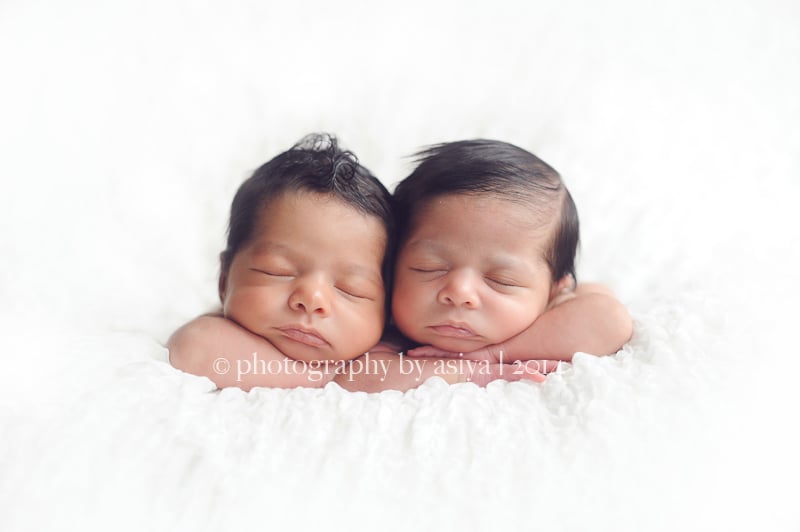 Newborn Twin Photo Ideas