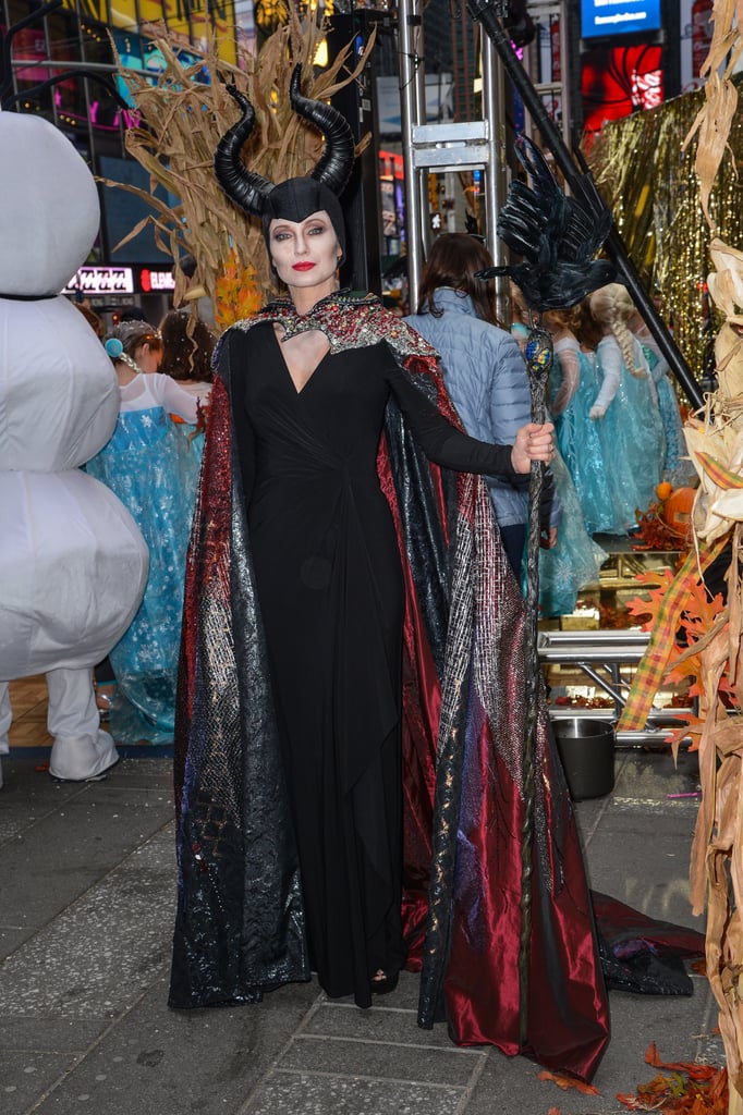 In 2014, GMA host, Amy Robach channeled Maleficent in NYC.
In 2014, GMA host, Amy Robach channeled Maleficent in NYC.
