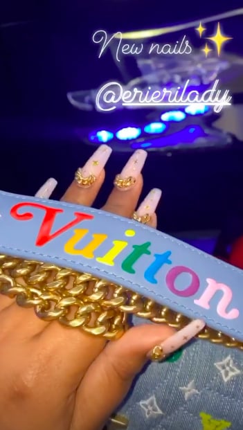 Lizzo's Star-Studded Chain Nails