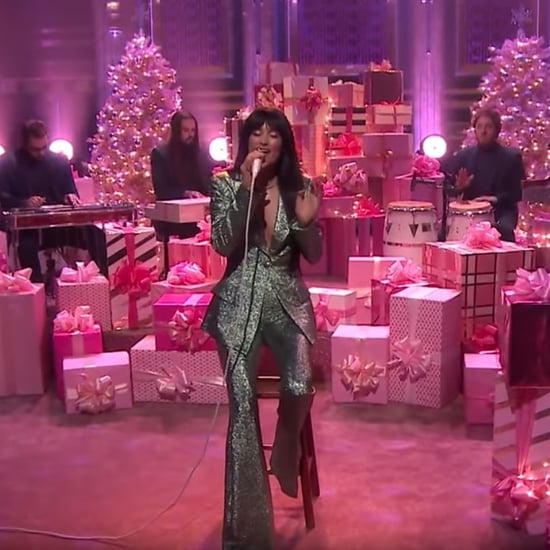 Kacey Musgraves Performs “Glittery” on Jimmy Fallon Video