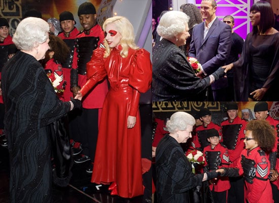 Photos-Queen-Meeting-Lady-GaGa-Diversity-Alexandra-Burke-Miley-Cyrus-Royal-Variety-Performance-2009-2009-12-08-022840.jpg