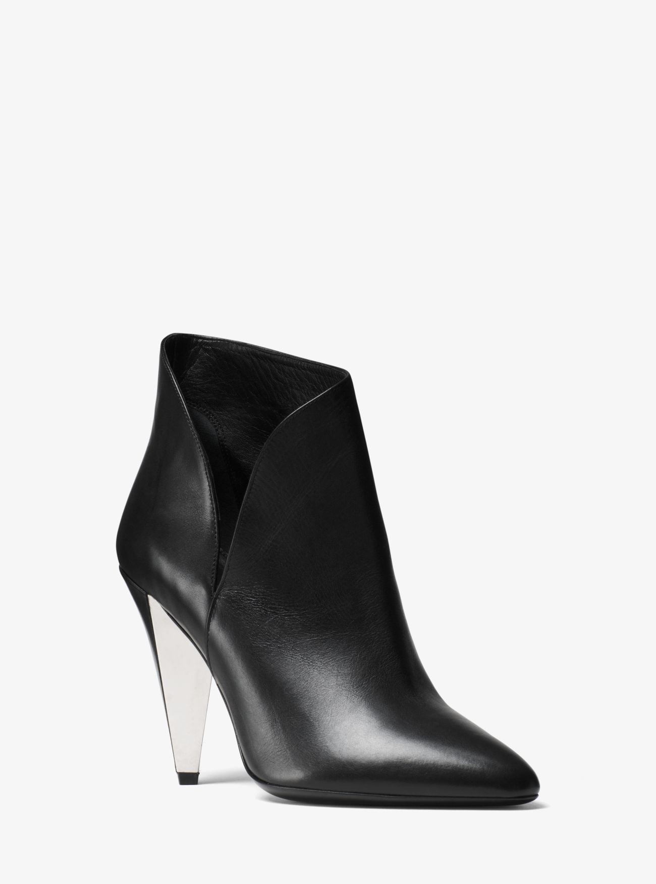 The perks of having Michael Kors shoes  Luxury Fashion Online Shopping  Blogs Portal