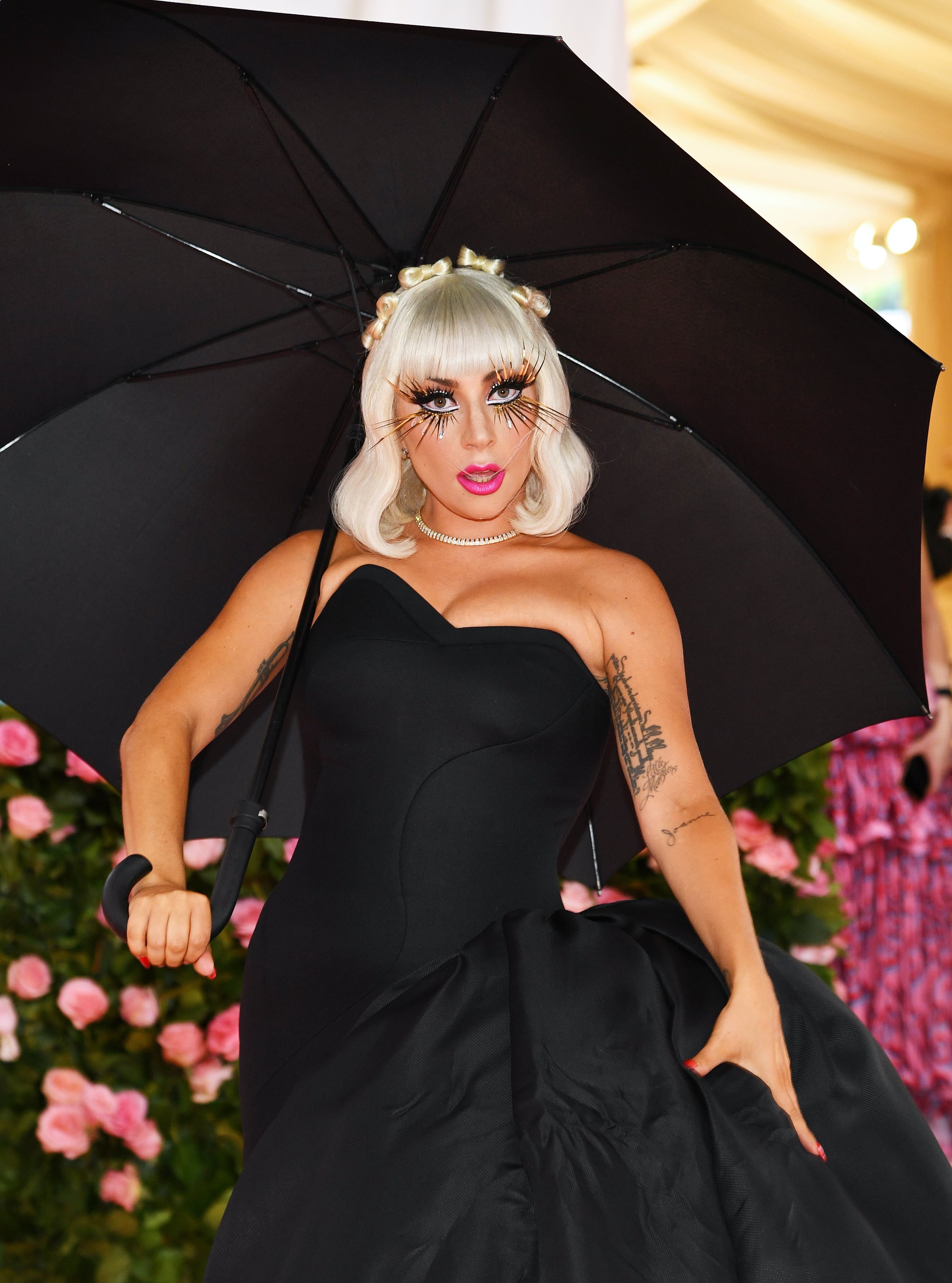 Met gala on sale eyelash dress
