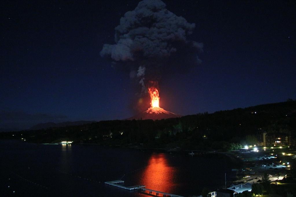 Pictures of Volcano Eruption in Villarrica, Chile