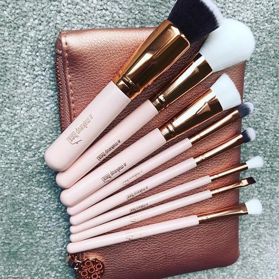 The Makeup Box London 8 Piece Makeup Brush Set Rose Gold Makeup