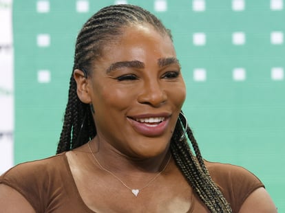 Serena Williams's Argyle Miniskirt and Matching Brown Heels | POPSUGAR ...