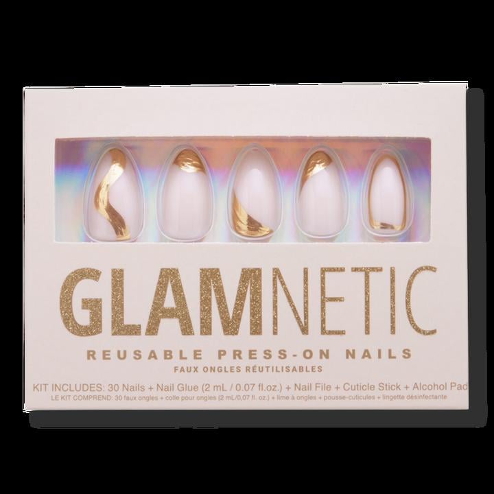 A Nail Gift: Glamnetic Material Girl Press-On Nails