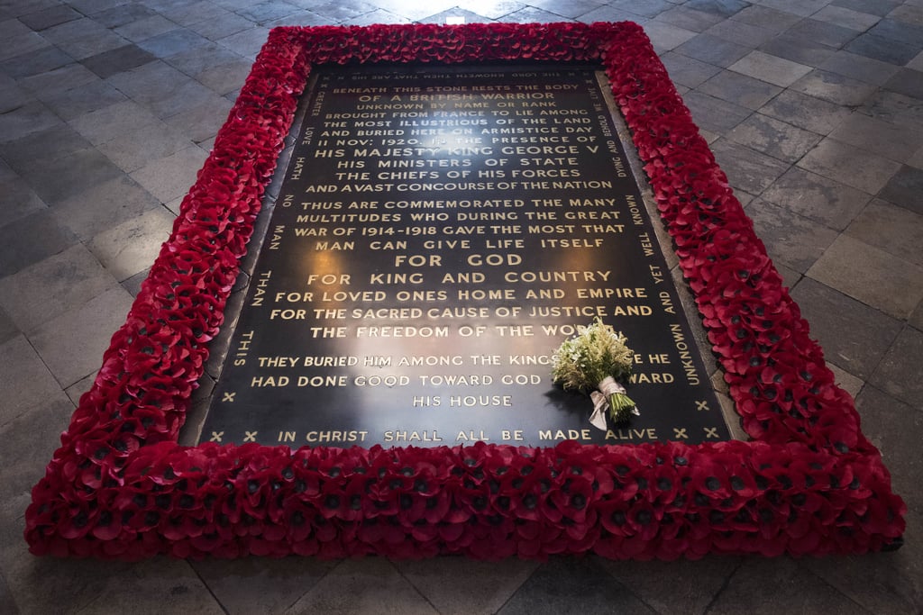 Meghan Markle's Wedding Bouquet on Unknown Soldier's Grave