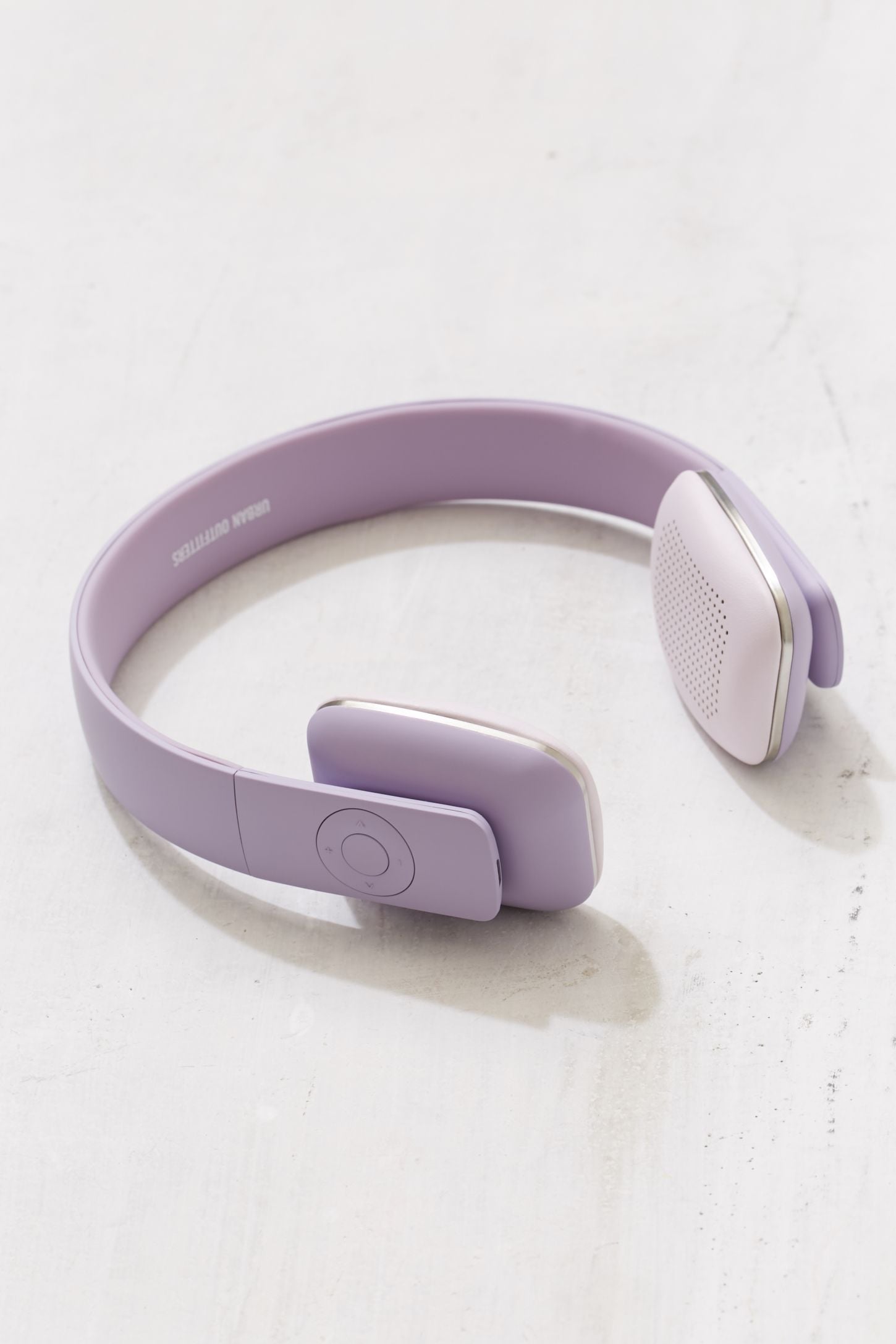 Urban outfitters shop wireless earbuds